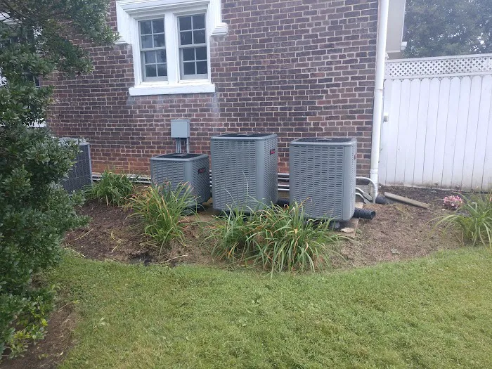 Modern HVAC Picture 1