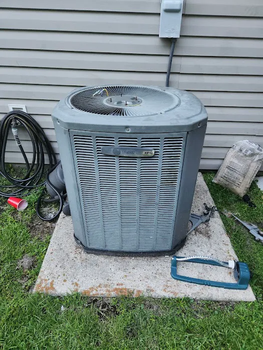 Central Heating & A/C Repairs Picture 4