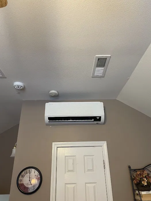 One Hour Heating & Air Conditioning® of Clarksville Picture 1