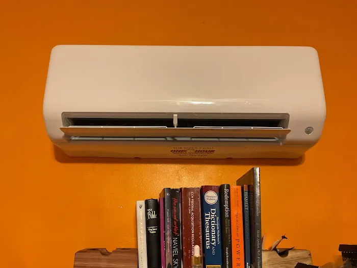 One Hour Heating & Air Conditioning® of Clarksville Picture 3