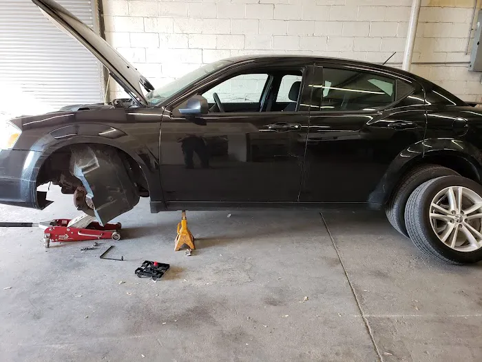 Tucks Auto Care Picture 1