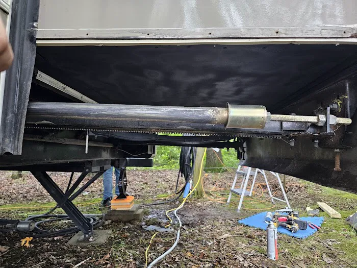 Ralphs Mobile RV repair service Picture 6