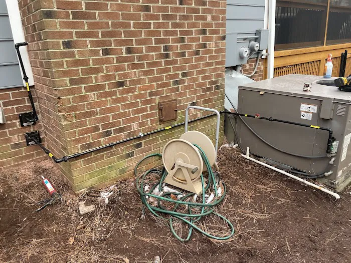 Southern Seasons Heating & Air Conditioning Picture 2