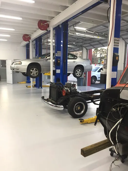 Patriot Automotive Center Picture 4