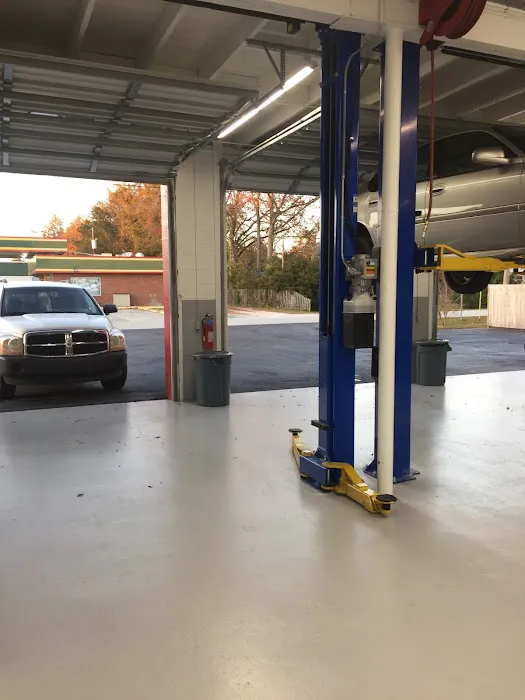 Patriot Automotive Center Picture 7