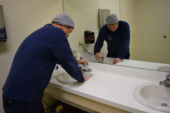 Metro Maintenance Picture 5