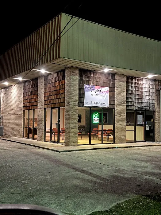 Taylor's Auto, LLC Picture 5