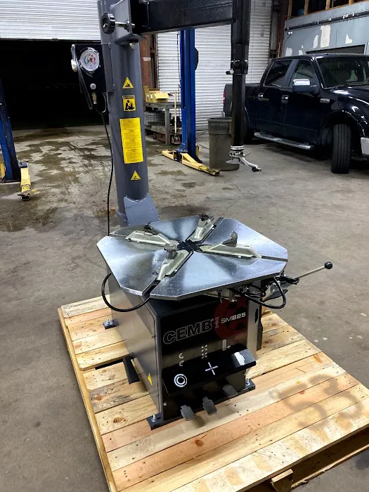 Taylor's Auto, LLC Picture 4