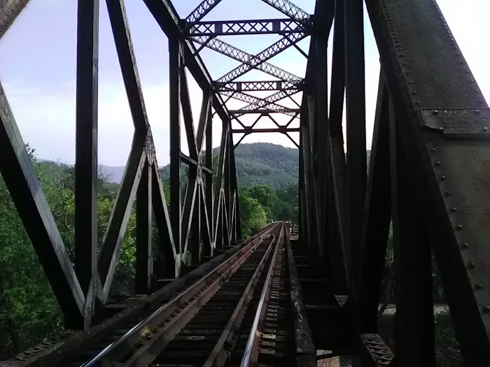 Des Air Duct Service Picture 3