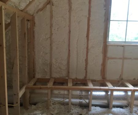 Mac’s Spray Foam Insulation