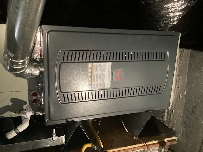 Helping Hand Services Heating & Air Conditioning Picture 6