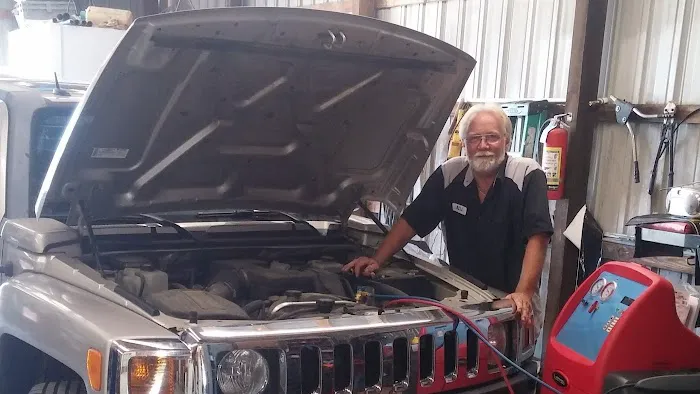 B&J Auto Center Picture 4