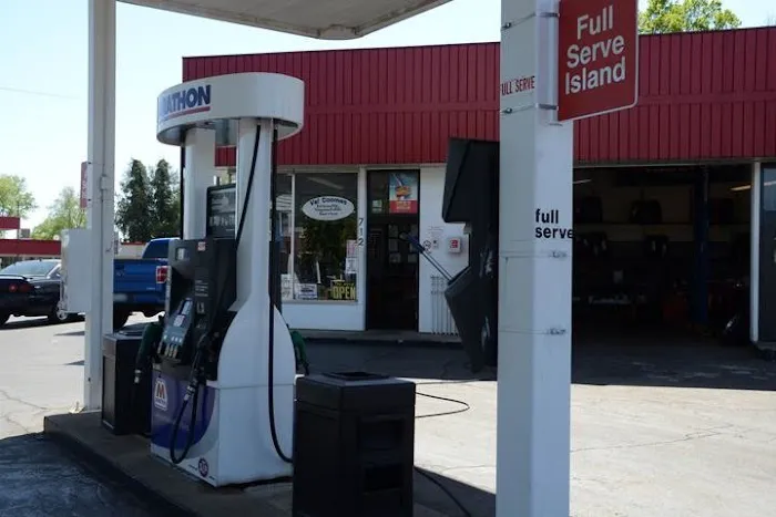 3rd Street Auto Repair Picture 2