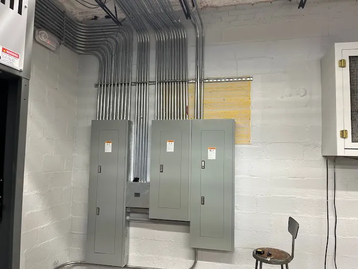 Acree's Electrical Corp Picture 3