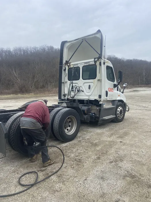 Blair's Mobile Service & Truck Repair Picture 3