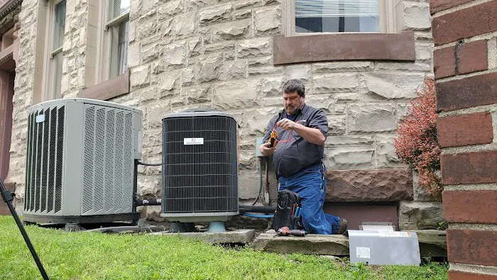 Hubbard Mechanical Picture 1