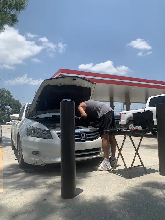 Ronnie's Mobile Auto Repair Llc Picture 1