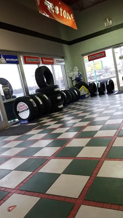 Plaza Tire Service Picture 3