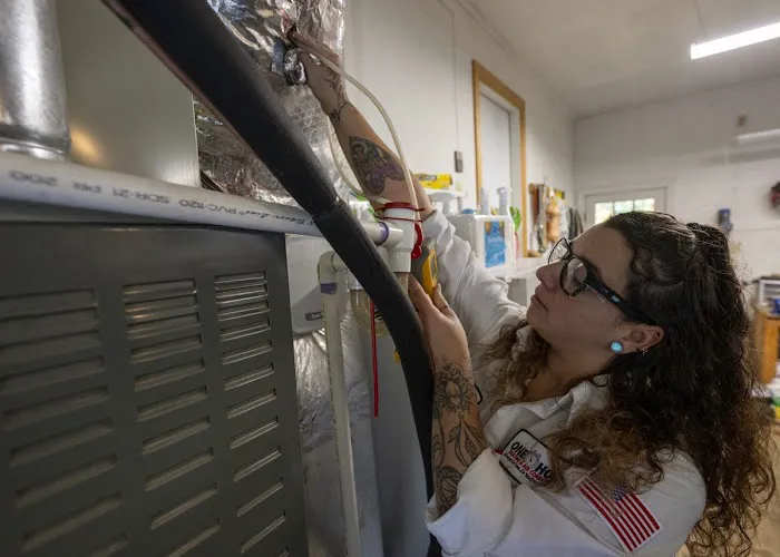 One Hour Heating & Air Conditioning Picture 4