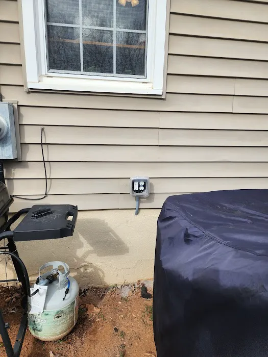 Hickey Plumbing, Air & Electrical Picture 4