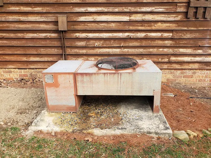 Lee’s Heating & Cooling Picture 9