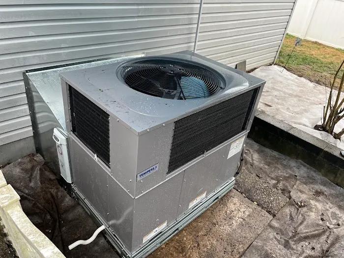 D&R Heating & Cooling, LLC Picture 3