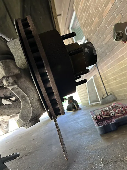 Edward's Automotive Picture 3