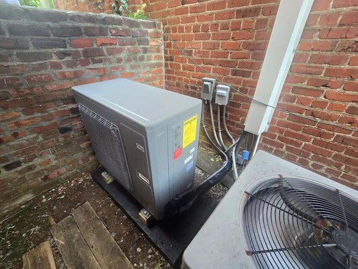 Richmond Heating and Air Services Picture 3