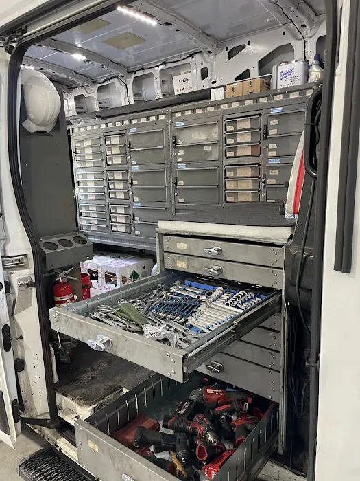 Mobile Reefer & AC Repair Picture 4