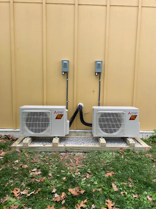 The Comfort Squad Picture 3