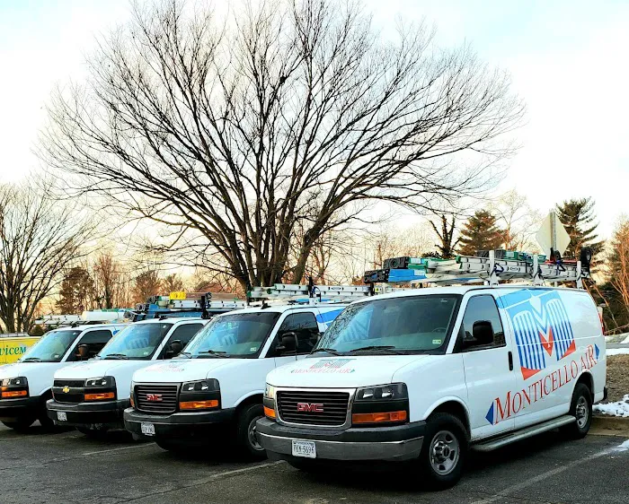 Monticello Air Picture 4