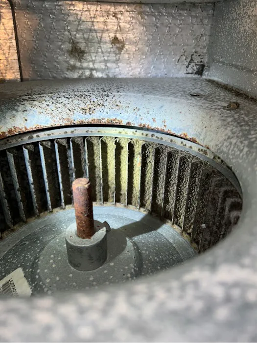 Monticello Air Picture 8