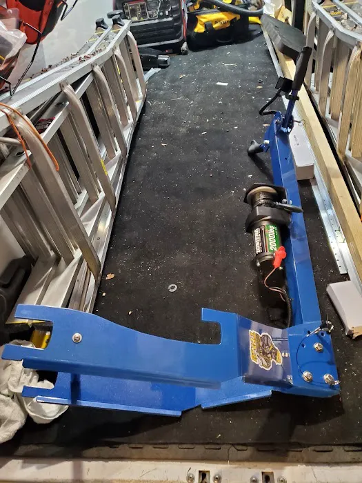 The Pick Me Up RV AC Lift Picture 6