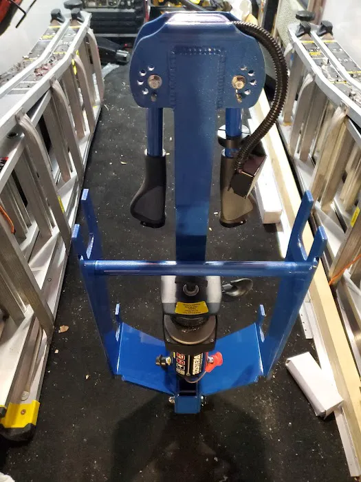 The Pick Me Up RV AC Lift Picture 5