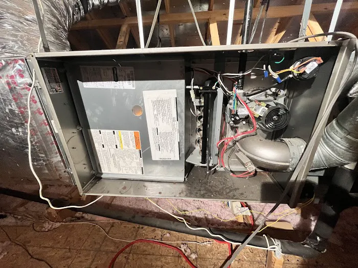 Deric's Heating & Air LLC Picture 2