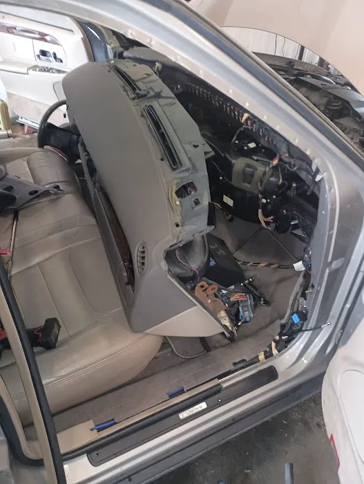 Executive Automotive Repair/B & L AUTO REPAIR Picture 9