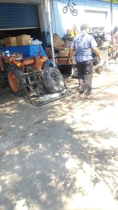 Bates Radiator & AC Picture 7