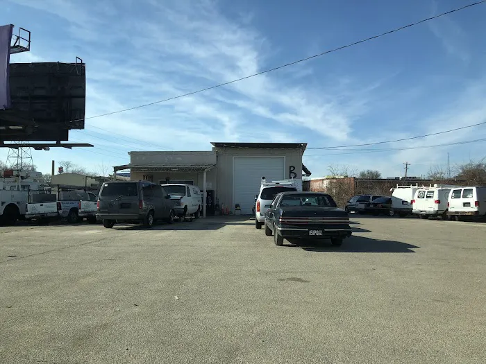 Williams & Fogg Picture 1