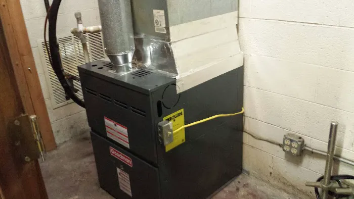 HowardAire Services LLC Picture 9