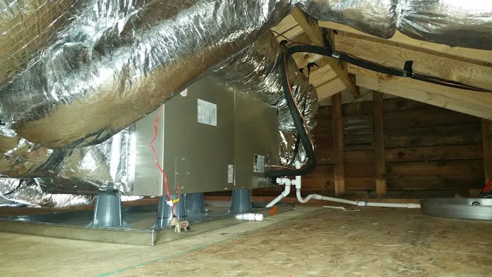 HowardAire Services LLC Picture 1