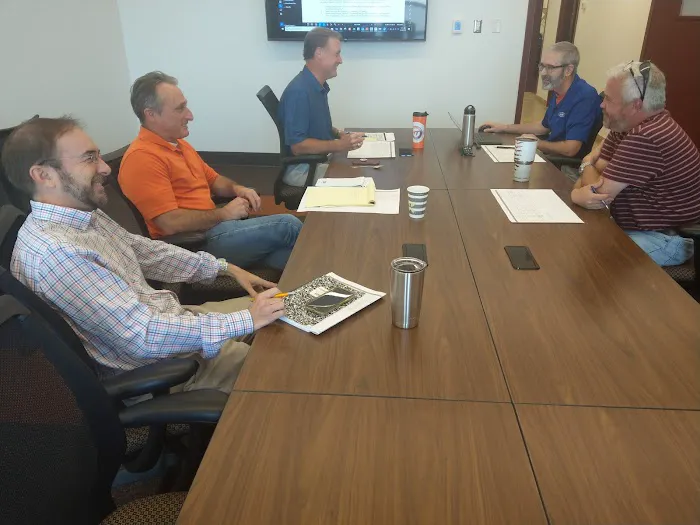 Hobbs & Associates Picture 3