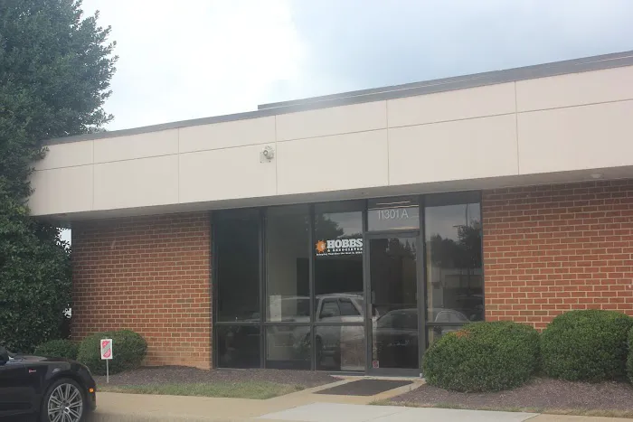 Hobbs & Associates Picture 5