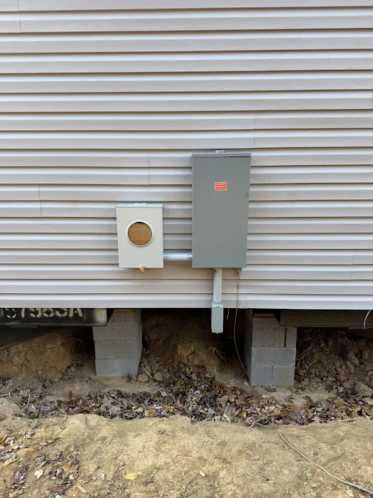 Dooleys Electric LLC Picture 2