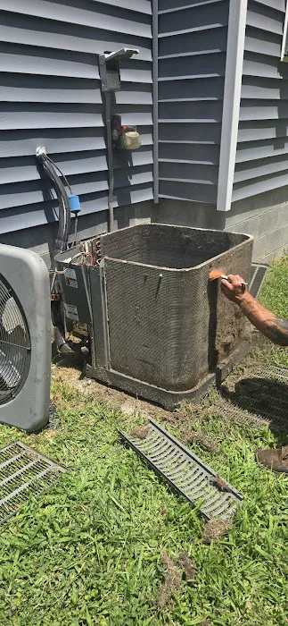 Guaranteed Climate and Refrigeration Picture 1