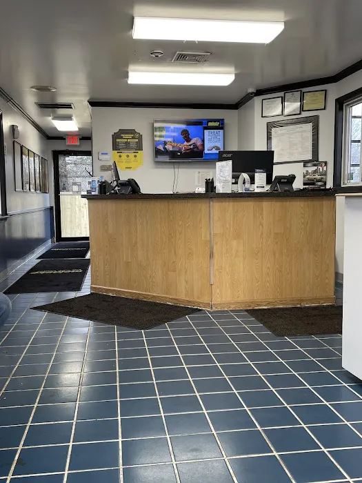 Meineke Car Care Center Picture 6