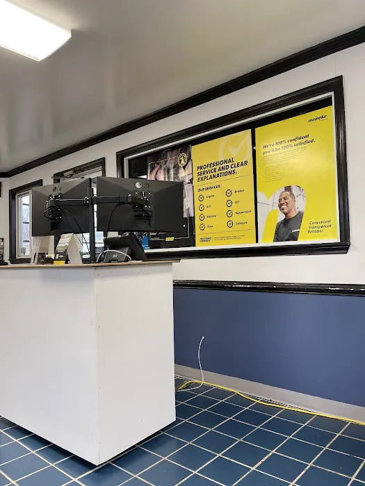 Meineke Car Care Center Picture 7