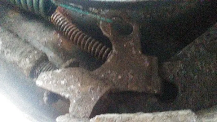 John's Auto Repair Picture 3