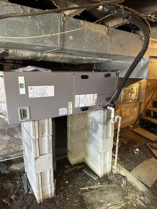 Hughes HVAC Services Picture 5