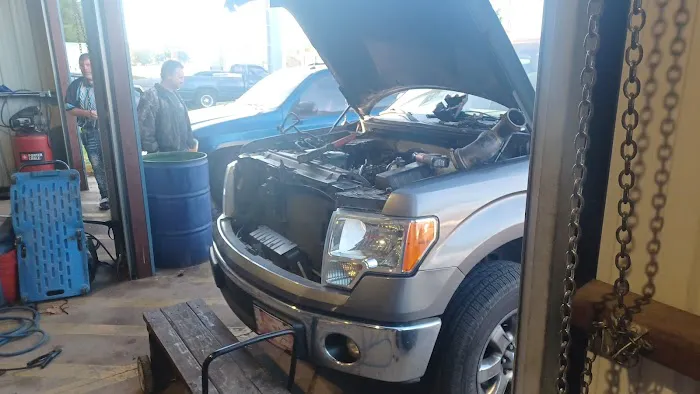 Auto Glass Services & Automotive Repairs LLC Picture 9