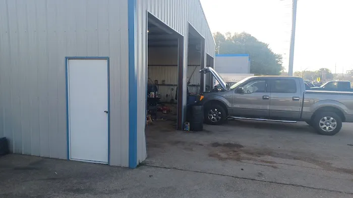 Auto Glass Services & Automotive Repairs LLC Picture 3